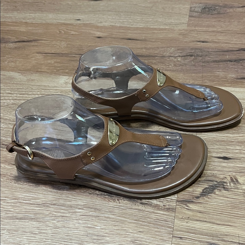 Michael Michael Kors thong style sandal, size 8 - Picture 2 of 6